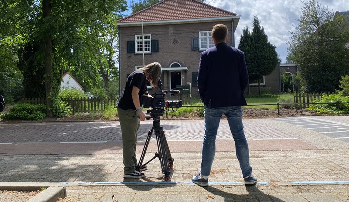 TV-opnames bij Dorpswoning De Pastorie